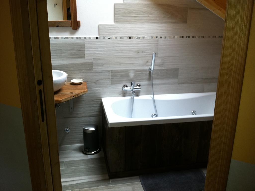 Bed and Breakfast Alpe Rebelle Bionaz Habitación foto