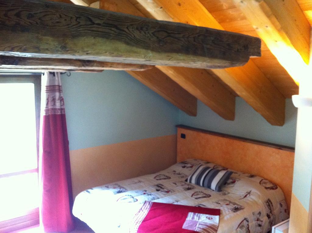 Bed and Breakfast Alpe Rebelle Bionaz Habitación foto